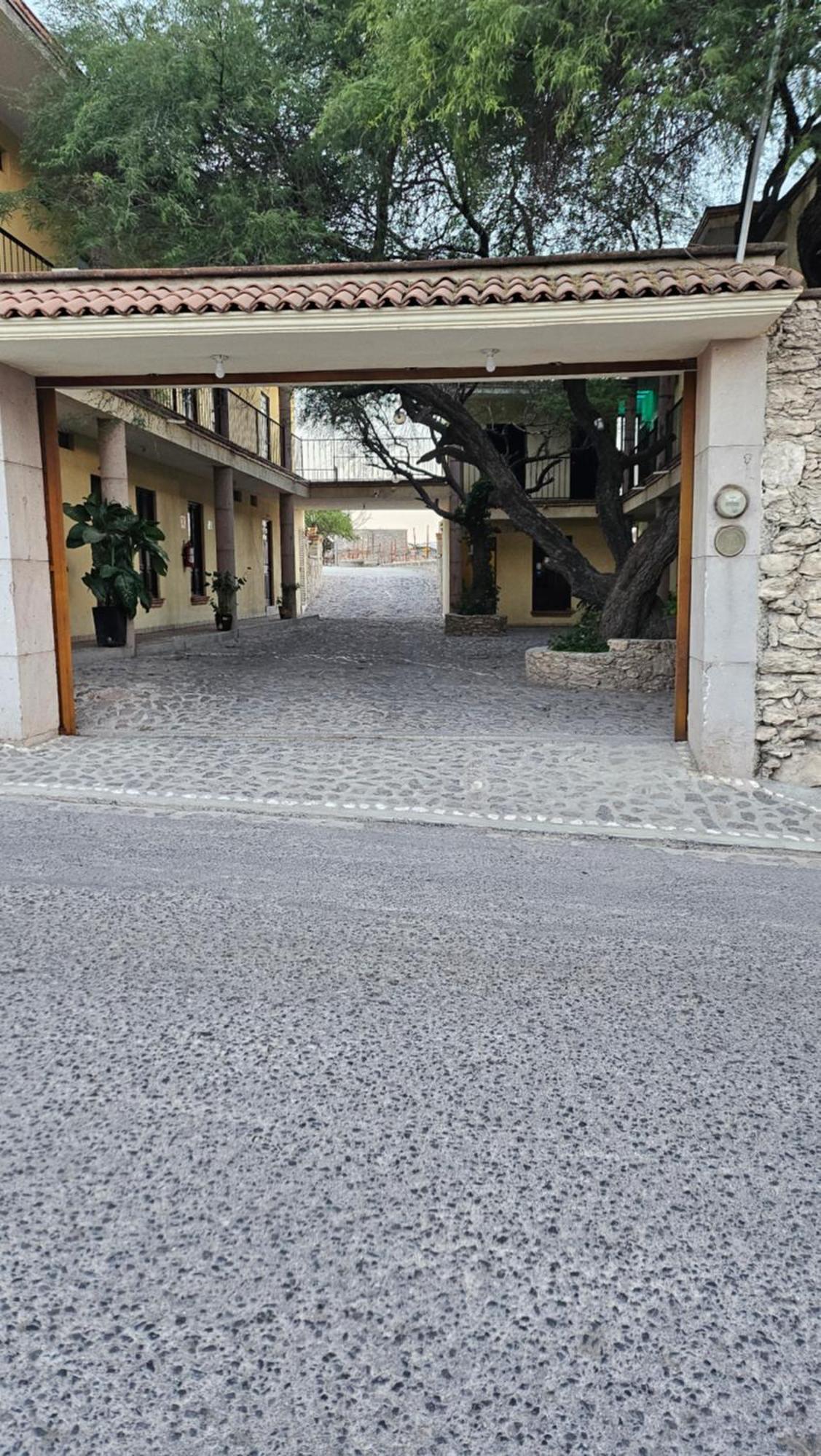 Hotel Villa Aurora Bernal Extérieur photo
